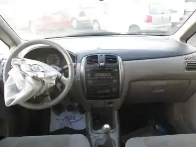 Veículo de Sucata mazda premacy (cp) 1.9 16v cat do ano 2003 alimentado fp