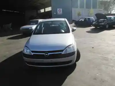 Veicolo di demolizione opel corsa c (x01) 1.7 dti (f08 f68) dell'anno 2003 alimentato y17dt