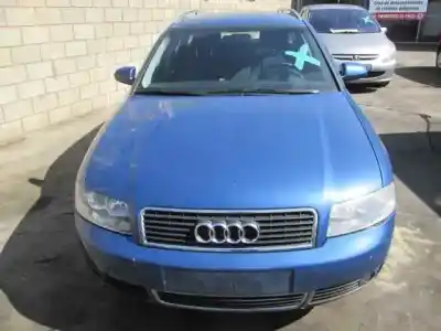Veicolo di demolizione AUDI A4 AVANT (8E) 1.8 T Quattro dell'anno 2001 alimentato AVJ