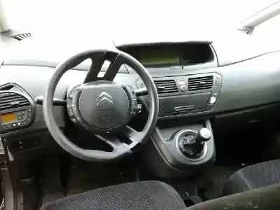 Veículo de Sucata citroen c4 grand picasso sx do ano 2008 alimentado 9hz