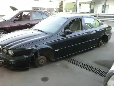 Veículo de Sucata jaguar x-type 2.0 diesel cat do ano 2001 alimentado 6b