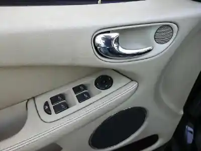 Veículo de Sucata jaguar x-type 2.0 diesel cat do ano 2001 alimentado 6b