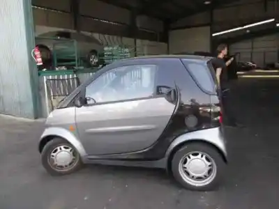 Veicolo di demolizione smart coupe cdi dell'anno 2001 alimentato d01