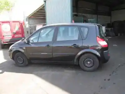 Здавання транспортного засобу RENAULT SCÉNIC II (JM0/1_) 1.6 16V (JM1R) року 2006 потужний K4M812