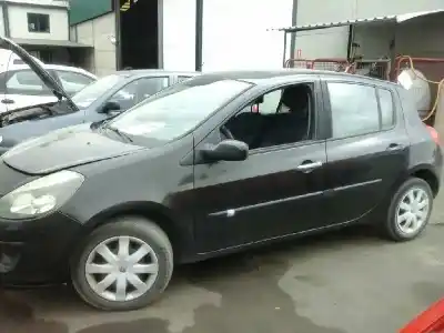 Veículo de Sucata renault clio iii emotion do ano 2007 alimentado k4j780