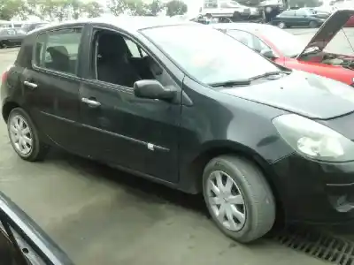 Veículo de Sucata renault clio iii emotion do ano 2007 alimentado k4j780