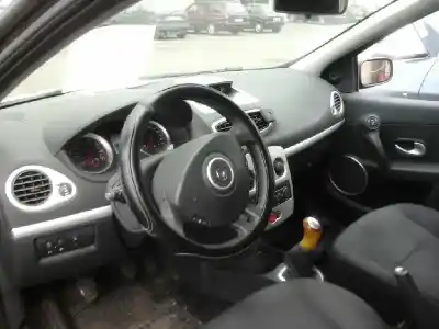 Veículo de Sucata renault clio iii emotion do ano 2007 alimentado k4j780