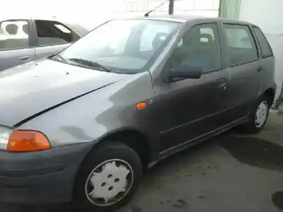 Scrapping Vehicle fiat punto (176_) 55 1.1 of the year 2000 powered 176b2000
