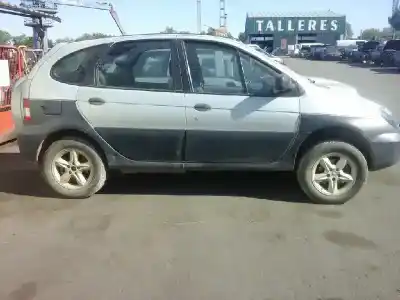 Scrapping Vehicle renault scenic rx4 (ja0) 1.9 dci salomon of the year 2000 powered f9q k7