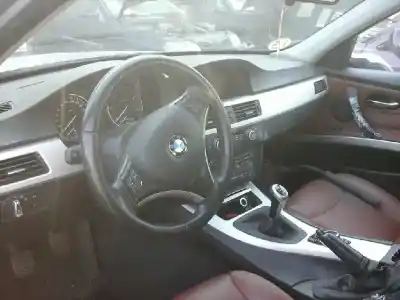 Veículo de Sucata bmw serie 3 berlina (e90) 320d do ano 2009 alimentado n47d20c