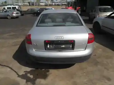 Scrapping Vehicle audi a6 avant (4b5) 2.4 v6 30v of the year 2001 powered aml