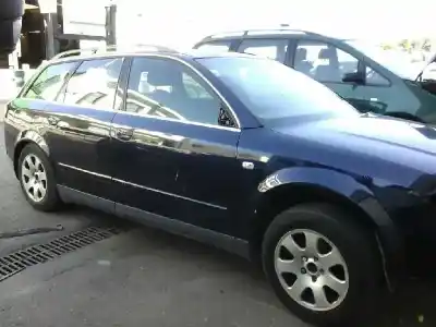 Sloopvoertuig audi a4 avant (8e) 1.8 t quattro van het jaar 2001 aangedreven avj