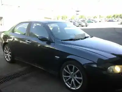 Здавання транспортного засобу alfa romeo 156 2.4 jtd 20v distinctive року 2004 потужний 841g000