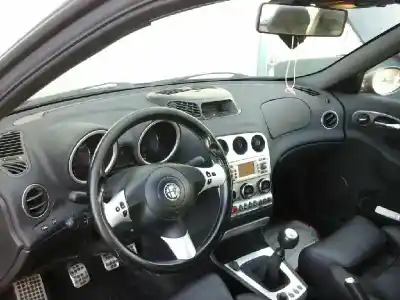 Здавання транспортного засобу alfa romeo 156 2.4 jtd 20v distinctive року 2004 потужний 841g000