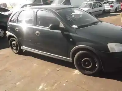 Veículo de Sucata opel corsa c comfort do ano 2002 alimentado z14xe
