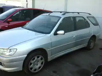 Scrapping Vehicle peugeot 306 break boulebard of the year 2001 powered rhydw10td