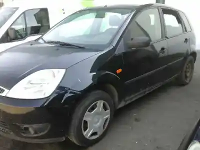 Veículo de Sucata ford fiesta (cbk) ghia do ano 2005 alimentado hhja