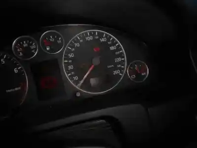 Veículo de Sucata audi a6 avant (4b5) 1.8 20v turbo do ano 2003 alimentado awt