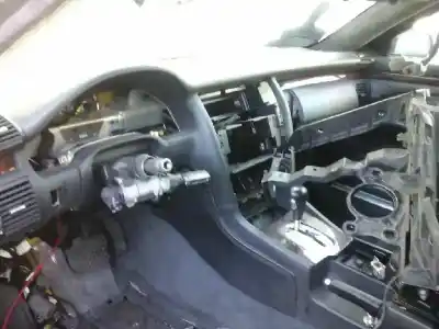 Scrapping Vehicle audi a8 (d2) 4.2 v8 40v of the year 1998 powered auw