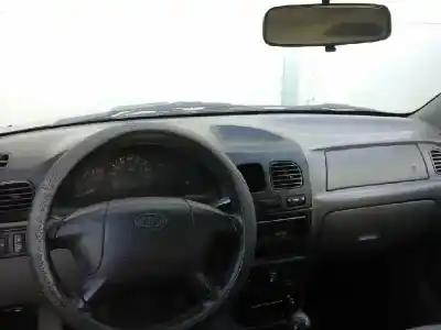 Scrapping Vehicle kia rio 1.5 cat of the year 2000 powered a5d