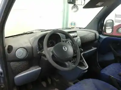 Veicolo di demolizione fiat doblo (119) 1.9 8v dynamic / multijet dynamic plus (77kw) dell'anno 2004 alimentato 223a7000