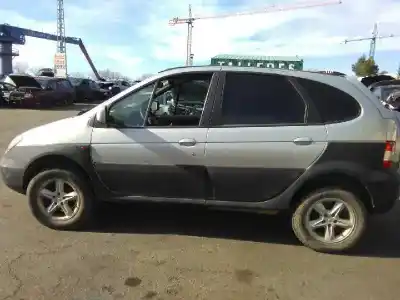 Здавання транспортного засобу renault                                            scenic rx4 (ja0)                                                                                                                                                                                                                                           2.0 16v року 2000 потужний f4r c7