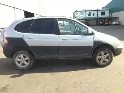 Здавання транспортного засобу renault                                            scenic rx4 (ja0)                                                                                                                                                                                                                                           2.0 16v року 2000 потужний f4r c7
