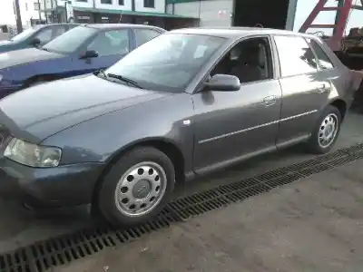 Здавання транспортного засобу audi a3 (8l) 1.6 ambiente року 2001 потужний avu