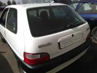 Veículo de Sucata citroen saxo 1.1 sx do ano 2002 alimentado hfx
