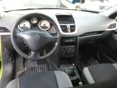 Scrapping Vehicle peugeot 207 x-line of the year 2006 powered 9hx