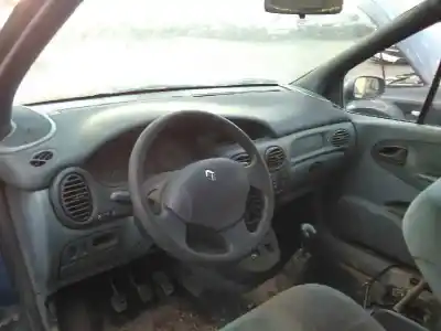 Здавання транспортного засобу renault scenic (ja..) 1.9 dti diesel cat року 1999 потужний f9q