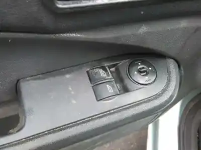 Здавання транспортного засобу ford focus c-max (cap) trend (d) року 2004 потужний hwda