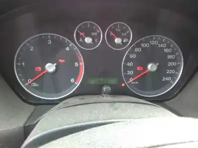 Veículo de Sucata ford focus berlina (cap) ghia do ano 2005 alimentado g6da