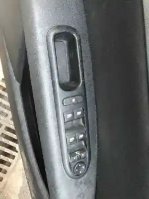 Veículo de Sucata peugeot 407 st sport do ano 2005 alimentado rhr