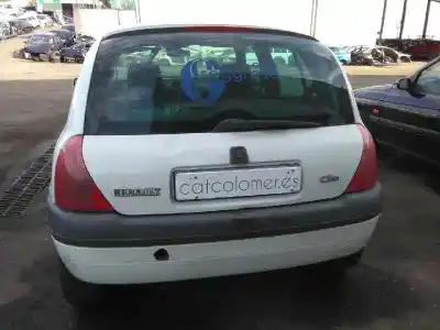 Veicolo di demolizione renault clio ii fase i (b/cbo) 1.9 d alize dell'anno 2000 alimentato f8q k6