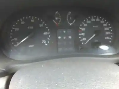 Veicolo di demolizione renault clio ii fase i (b/cbo) 1.9 d alize dell'anno 2000 alimentato f8q k6