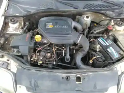 Veicolo di demolizione renault clio ii fase i (b/cbo) 1.9 d alize dell'anno 2000 alimentato f8q k6