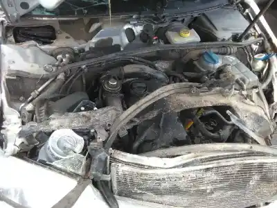 Vehicul casat audi a4 avant (8e) 1.9 tdi (96kw) al anului 2002 alimentat awx