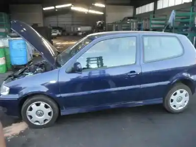 Vehículo de desguace VOLKSWAGEN POLO BERLINA (6N2) 1.4 TDI del año 2001 con motor AMF