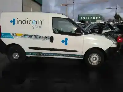 Veículo de Sucata fiat doblo cargo basis kasten do ano 2011 alimentado 199a3000