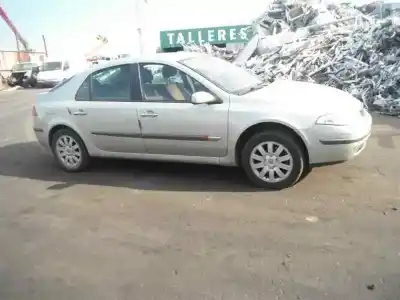 Scrapping Vehicle renault laguna ii (bg0) confort authentique of the year 2002 powered f9qc7