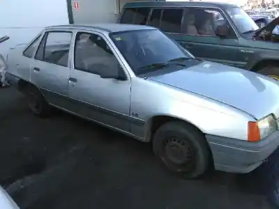 Veículo de Sucata opel kadett e 1.6 do ano 1991 alimentado 16sv