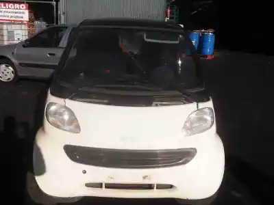 Veicolo di demolizione SMART COUPE Pure dell'anno 2000 alimentato M160E6ALB04