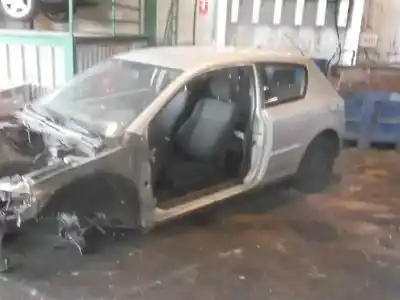 Scrapping Vehicle toyota corolla (e12) 2.0 turbodiesel cat of the year 2000 powered 1cd-ftv