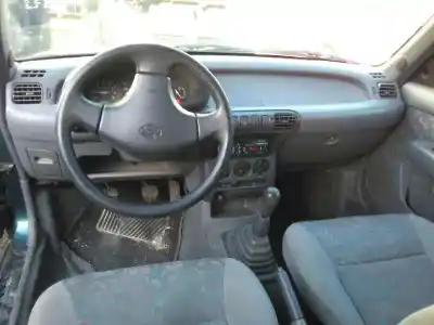 Veicolo di demolizione nissan micra (k11) 1.0 16v cat dell'anno 1996 alimentato cg10