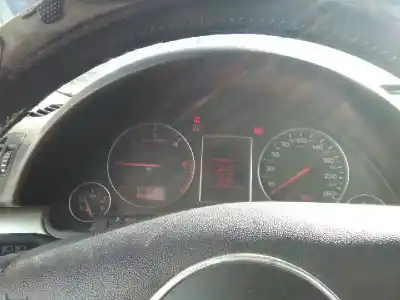 Veicolo di demolizione audi a4 avant (8e) 1.9 tdi (96kw) dell'anno 2003 alimentato avf