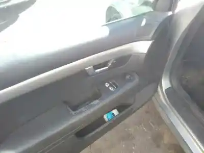 Veicolo di demolizione audi a4 avant (8e) 1.9 tdi (96kw) dell'anno 2003 alimentato avf