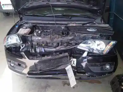 Veículo de Sucata ford focus berlina (cap) 1.6 cat do ano 2006 alimentado hxda