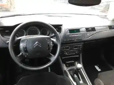 Veículo de Sucata citroen c5 berlina premier do ano 2007 alimentado 9hz