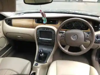 Scrapping Vehicle jaguar x-type 2.0 diesel cat of the year 2001 powered 6b